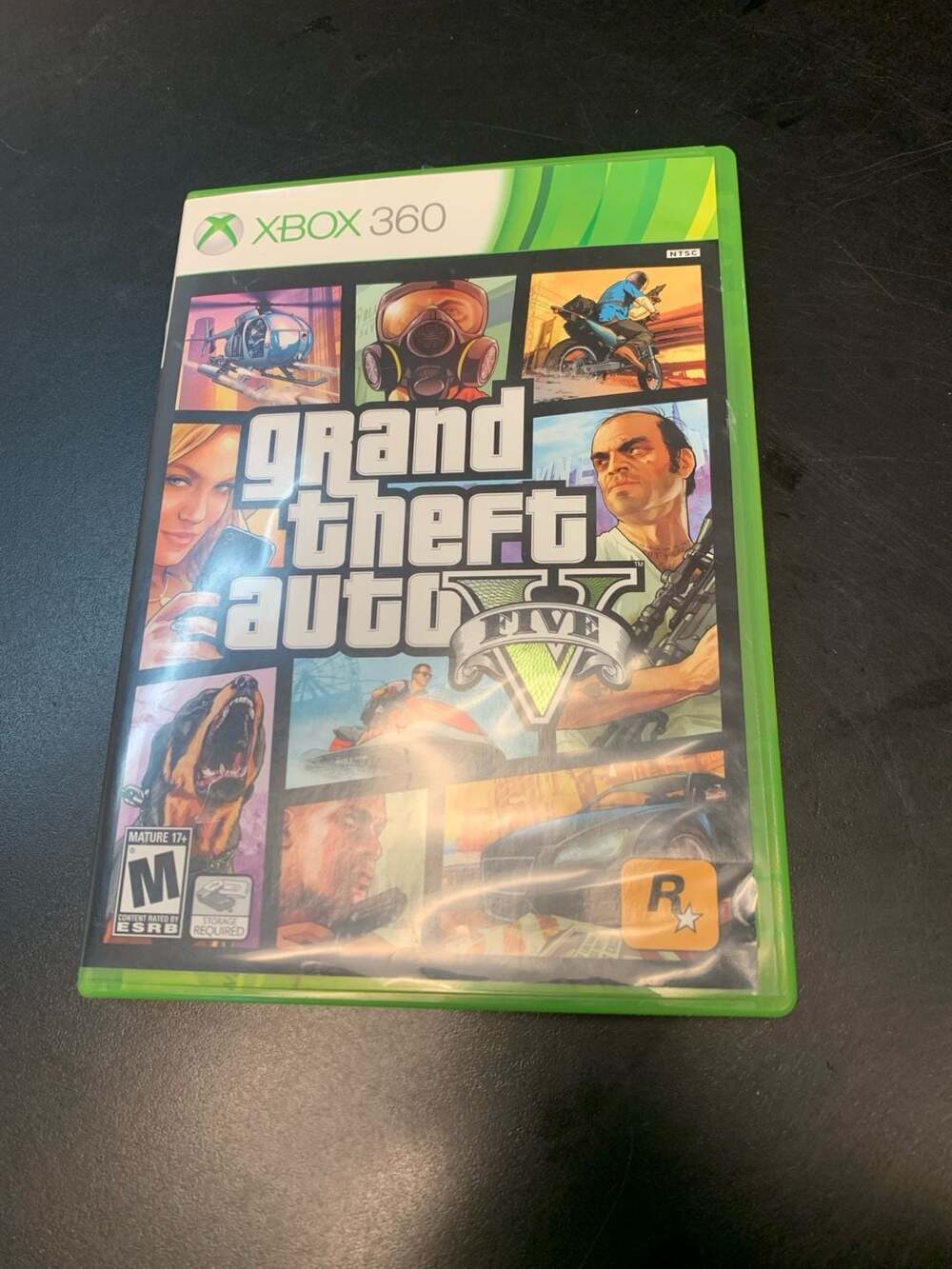 Grand Theft Auto V (Xbox 360, 2013) - CIB with Two Discs, Manual, and Map